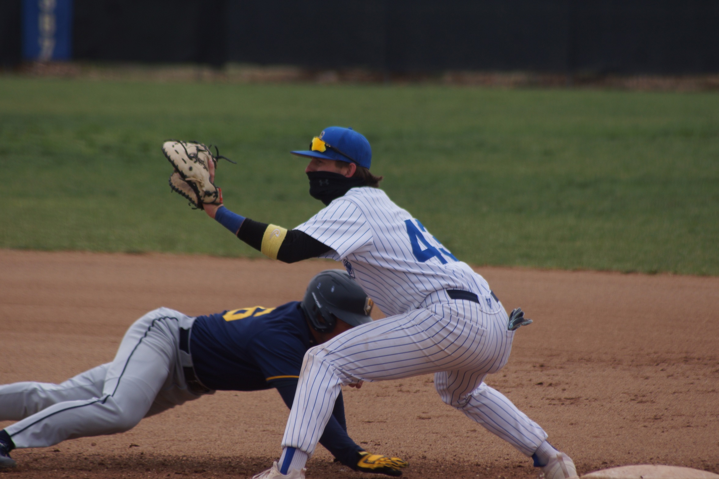 KENT, SWEDES COME ALIVE IN GAME 3; LOSE SERIES VS BRAVES 0-3