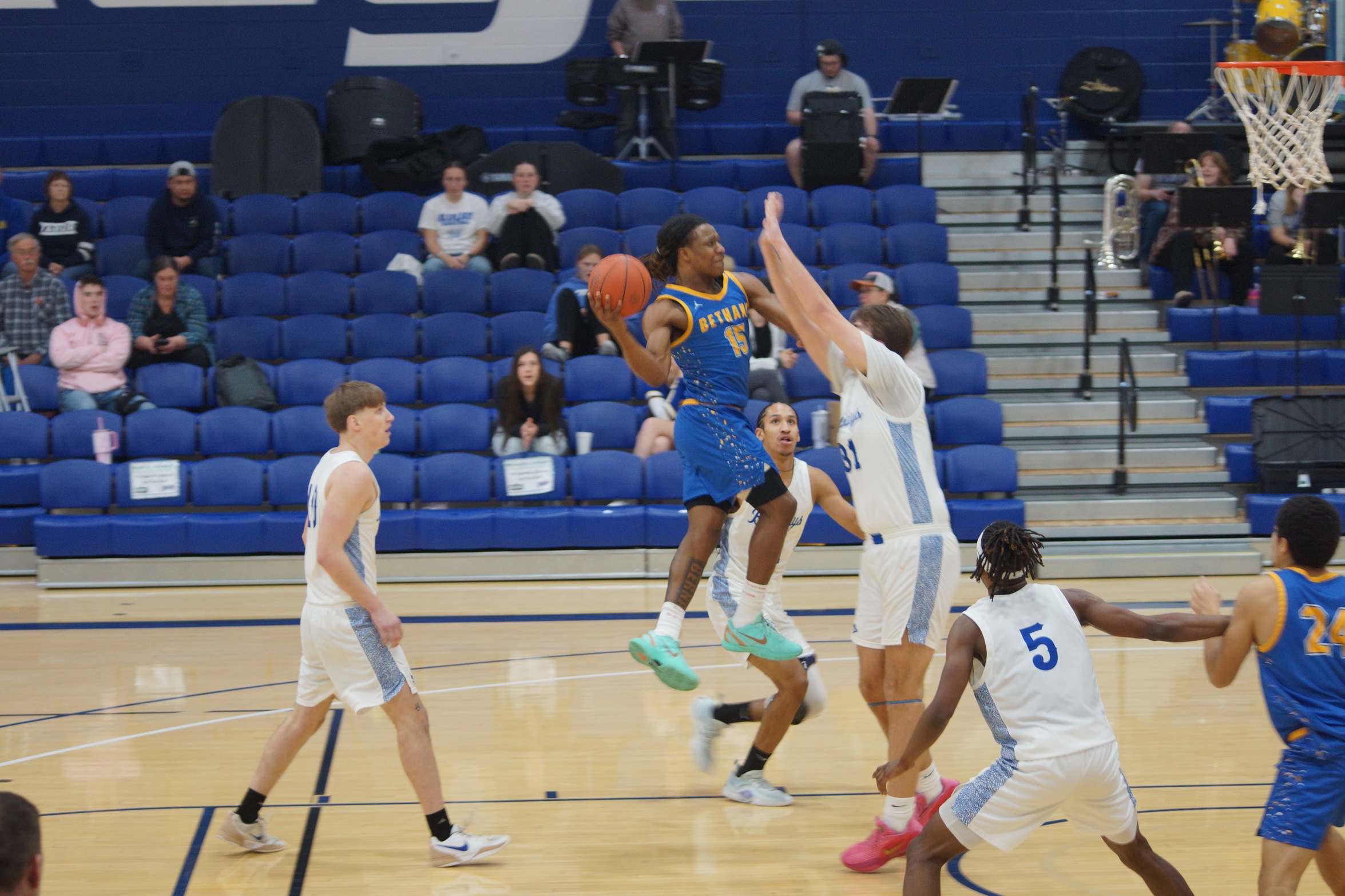 SWEDES SURVIVE SCARE IN STERLING; SPLITS SEASON SERIES 1-1