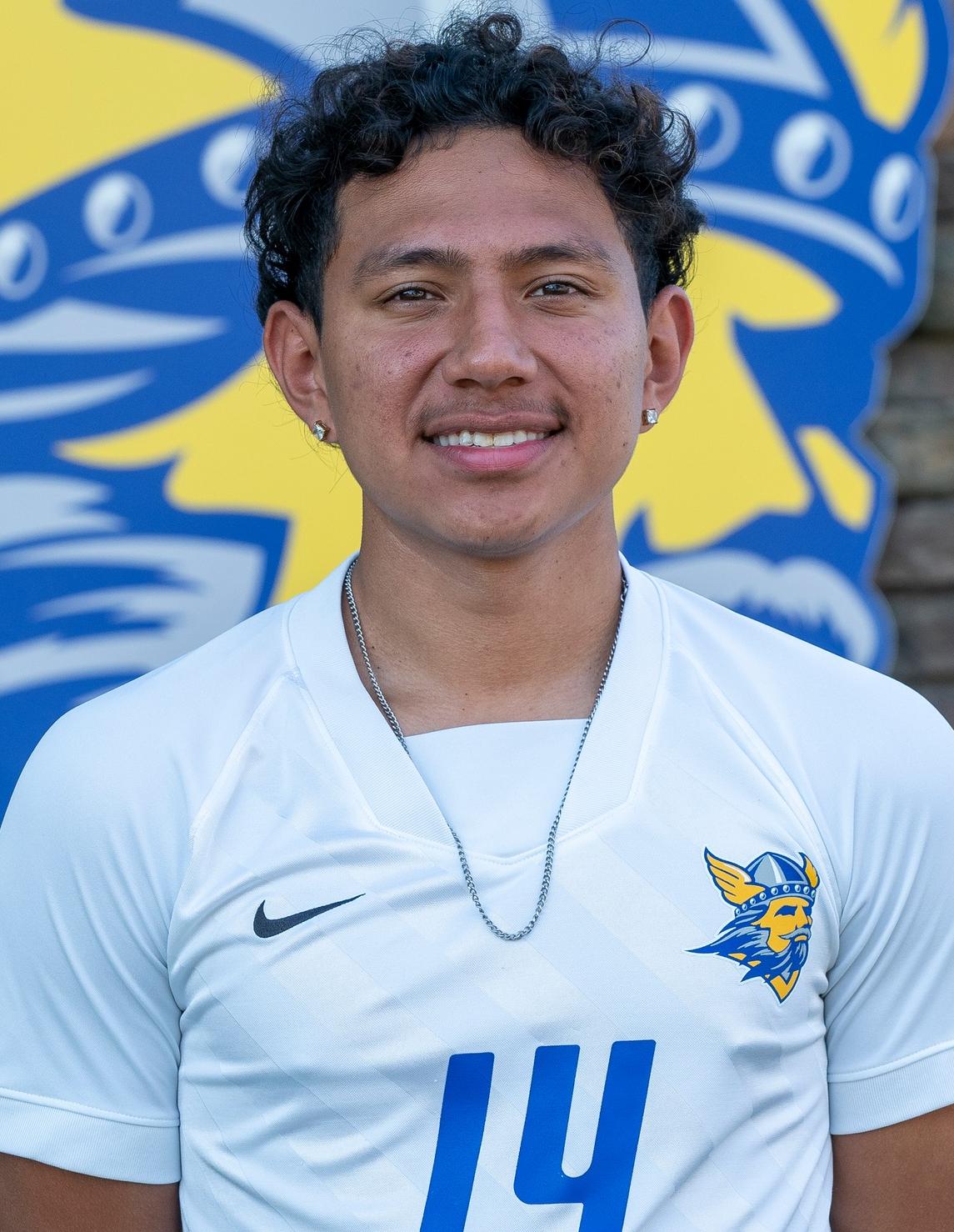 A. Robles photo thumbnail