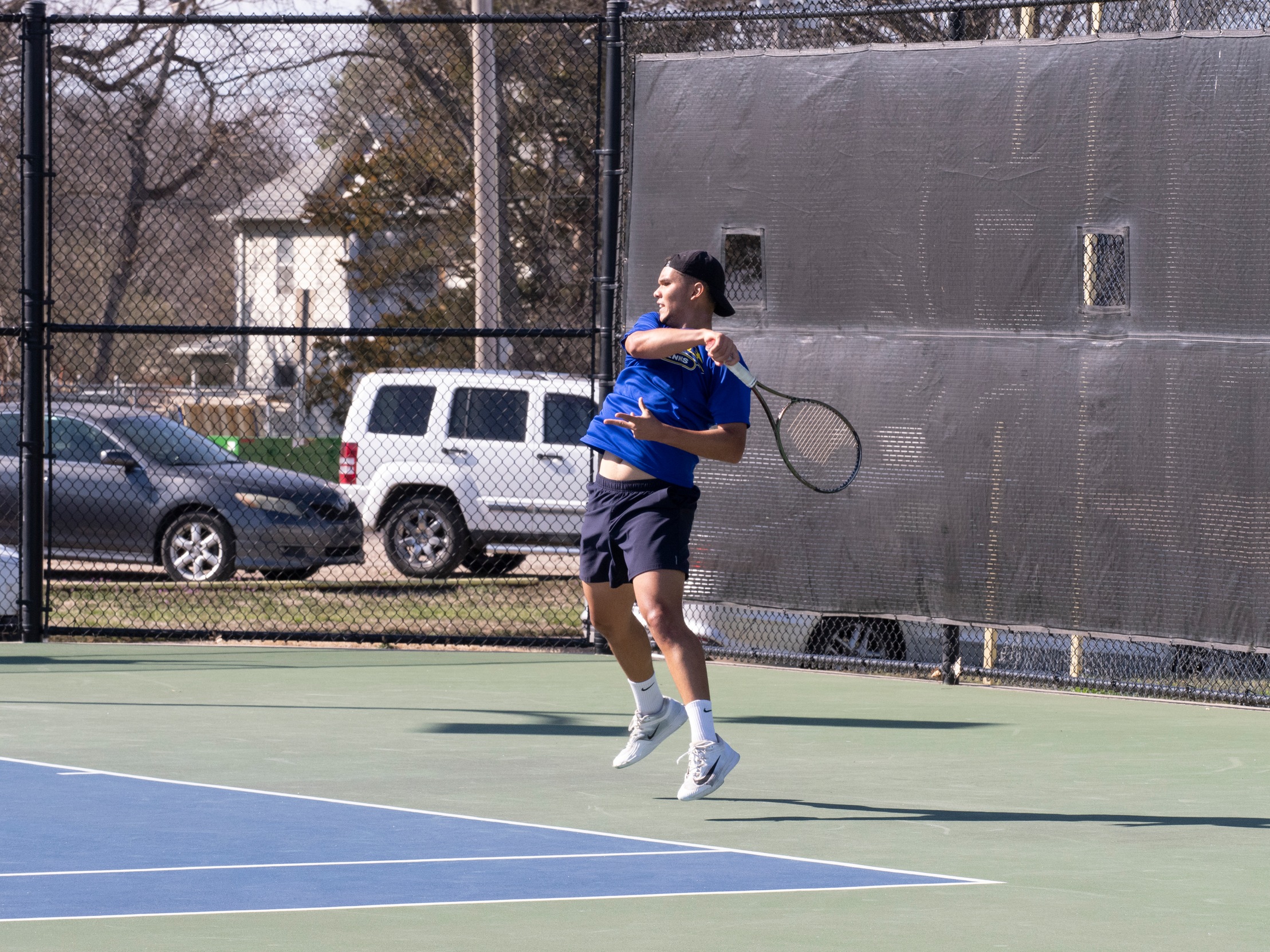 SWEDES SPLIT SEASON FINALE AGAINST EAGLES