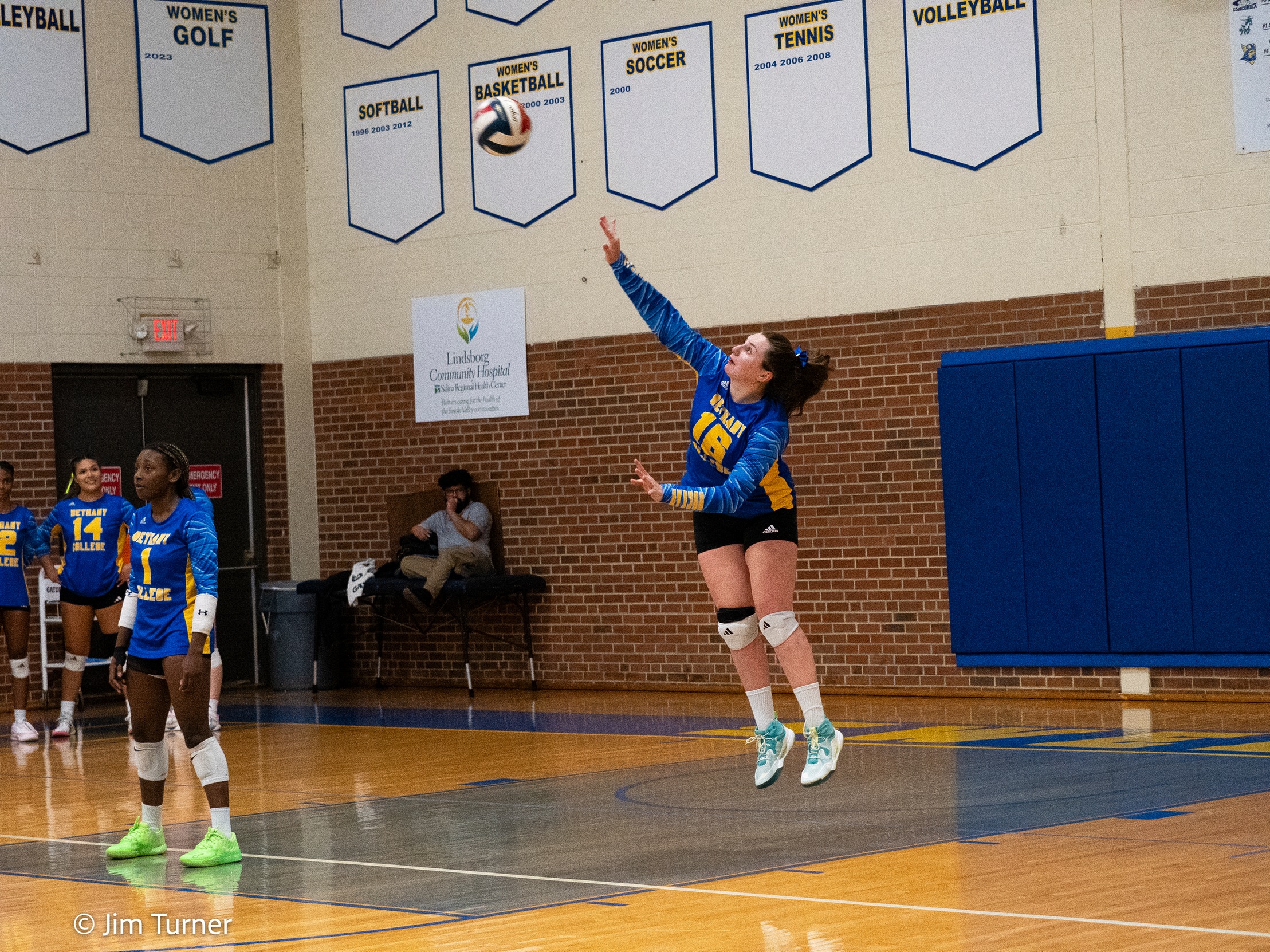 CAROCHI LEADS AT THE NET AS SWEDES BATTLE IN ROAD LOSS TO THE COYOTES