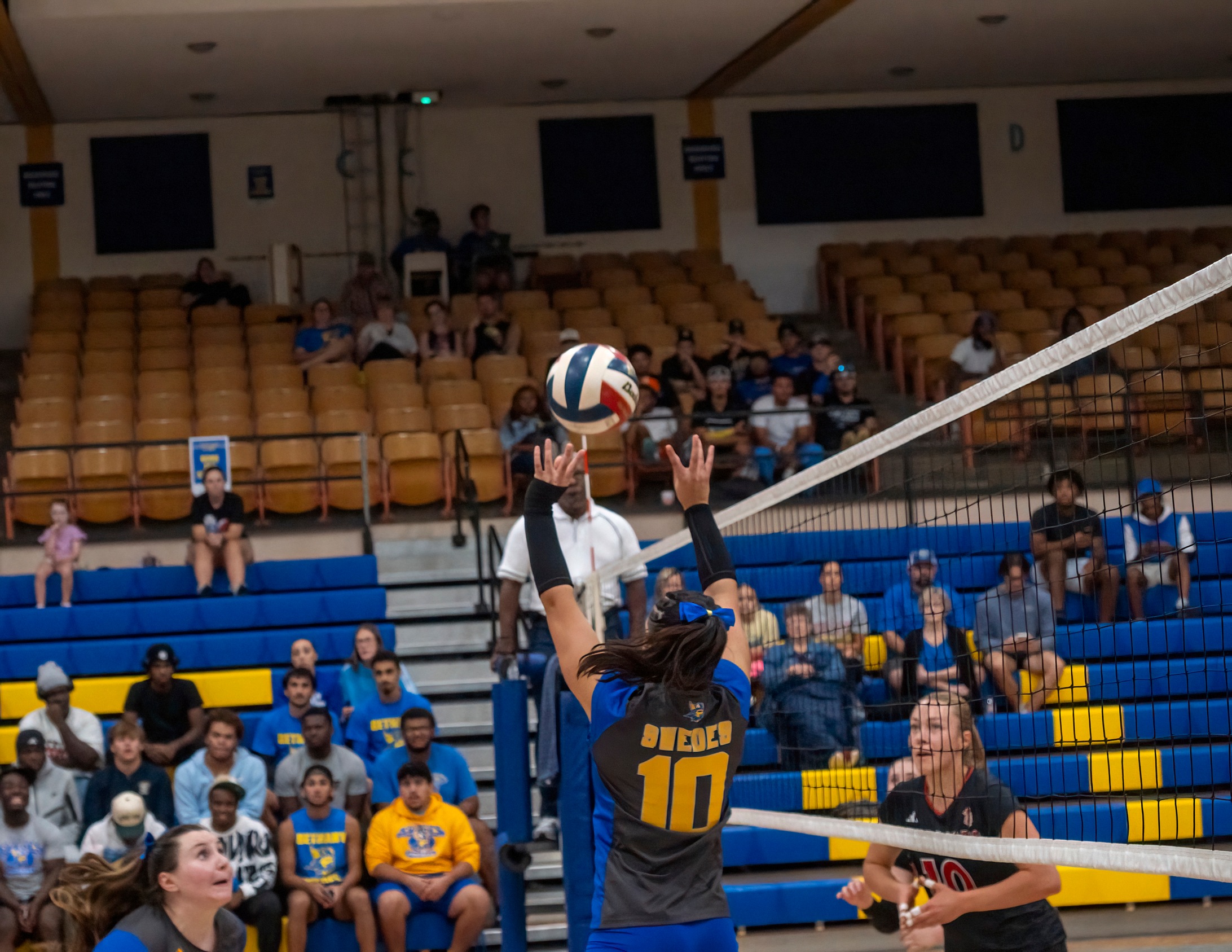 BETHANY OUT BLOCKS BULLDOGS BUT STILL FALLS IN THREE